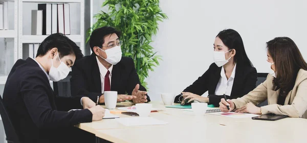 Business People Team Colleagues Wearing Hygienic Protective Mask Face Meeting — Stock Photo, Image