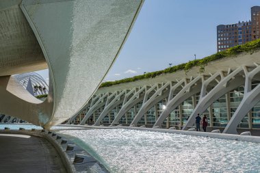 La Ciudad De Las Artes 'teki Palau de les Arts' ın detayları, Valencia, İspanya
