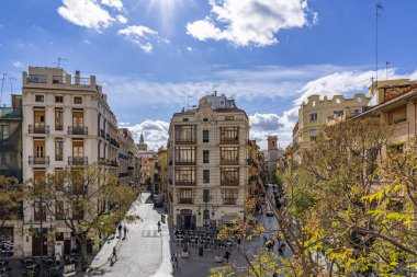 Placa dels 'deki güzel binaların resimleri Porta de Sarrans, Valencia, İspanya' dan alınmıştır.