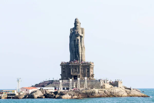 Statue of Thiruvalluvar, Tamil poet and philosopher, in Kanyakum — Stock Photo, Image