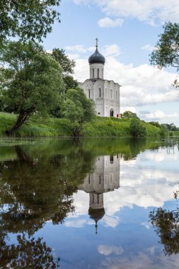 Kutsal Bakire 'nin Nerl' deki Kilisesi