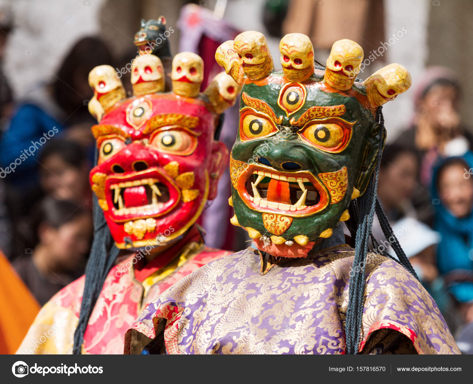 I Mascherati: Los Enmascarados