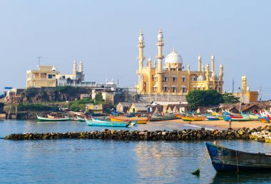 Cami içinde belgili tanımlık geçmiş (Kerala, Hindistan ile liman balıkçılık)
