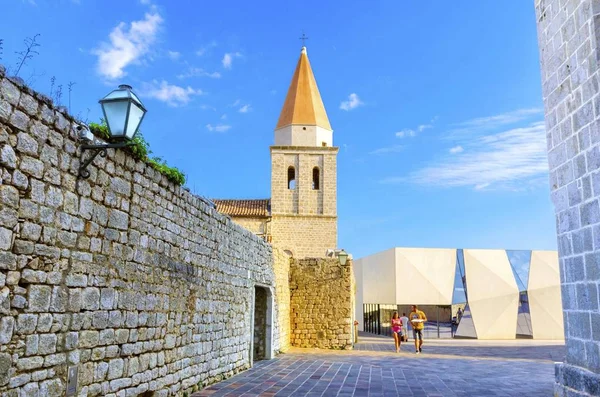 Церква Богоматері здоров'я, Крк, Хорватія — стокове фото