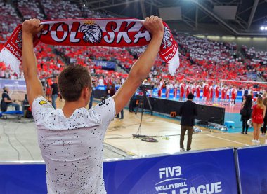 Fan ilahi için hazır.