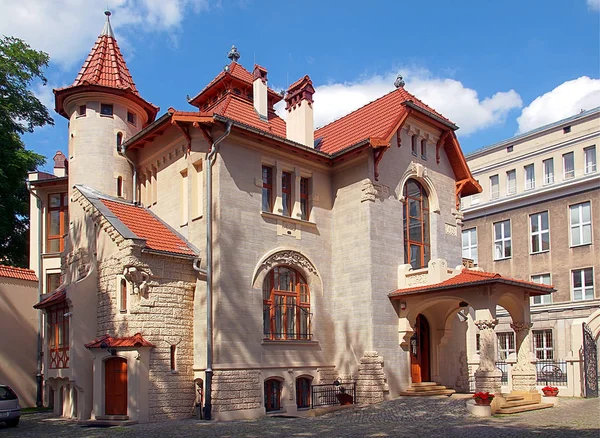 Villa de Léopold Kinderman . — Photo