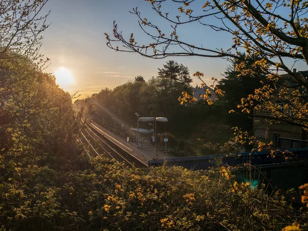 Soleil Lève Sur Les Voies Ferrées Avec Gare Hindley Visible — Photo