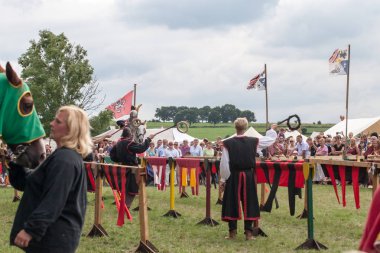 Wenau, Almanya, 01 Ağustos 2010 - turnuva bir ortaçağ gösteri