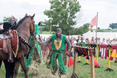 Wenau, Almanya, 01 Ağustos 2010 - turnuva bir ortaçağ gösteri