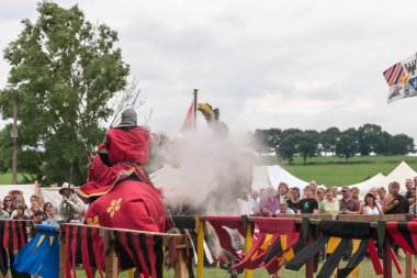 Wenau, Almanya, 01 Ağustos 2010 - turnuva bir ortaçağ gösteri