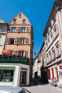 Colmar, Fransa, 26 Mayıs 2012 - eski şehir Colmar renkli evleri