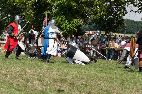 Wenau, Almanya, 01 Ağustos 2010 - turnuva bir ortaçağ gösteri