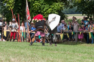 Wenau, Almanya, 01 Ağustos 2010 - turnuva bir ortaçağ gösteri