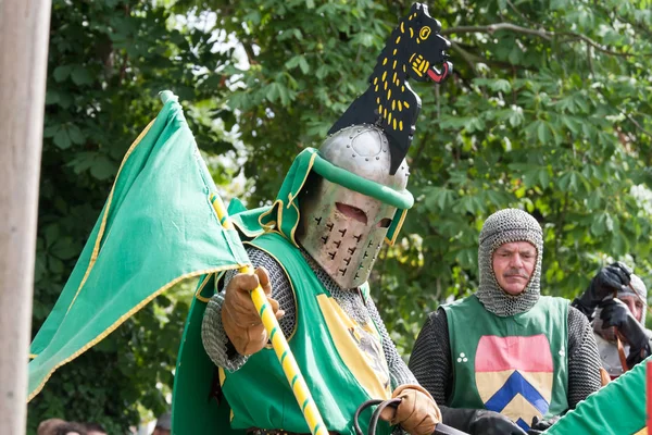 WENAU, ALLEMAGNE, 01 AOÛT 2010 - Tournoi sur un spectacle médiéval — Photo