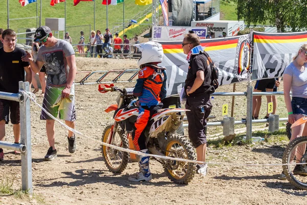 Motocross Kleinhau - 2 ısı Junior Mx1 Dam Meisterschaft - Mayıs 2017 - Kleinhau, Huertgen, Kuzey Ren Vestfalya, Nrw, Almanya, Europe