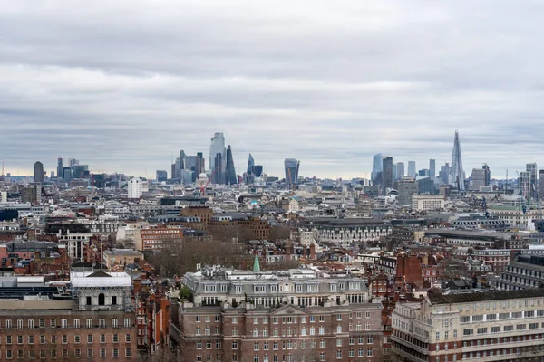 Вид Лондона з вершини. Красивий панорамний краєвид Лондона. — стокове фото