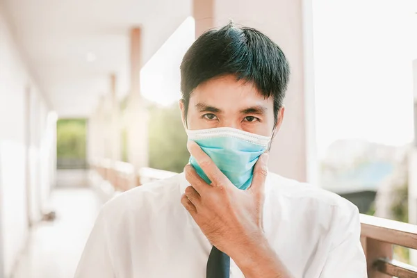 Inspección Del Hombre Negocio Del Hombre Con Covid Para Stop — Foto de Stock