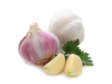 Sarımsak beyaza izole edilmiş