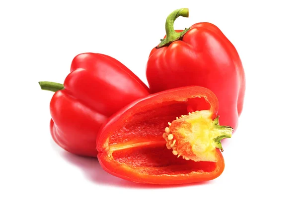 Rote Paprika isoliert auf weiß — Stockfoto