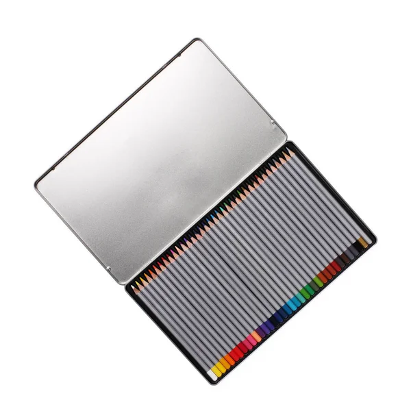 Lápis de cor em caixa de metal isolado em branco — Fotografia de Stock