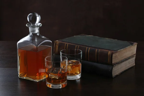 Bottle Whiskey Glasses Old Books Brown Background Closeup — Stock Photo, Image