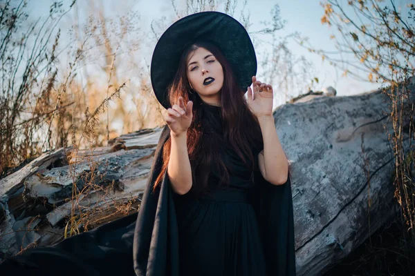 Young Witch Pale Skin Black Lips Wearing Black Hat Dress — Stock Photo, Image