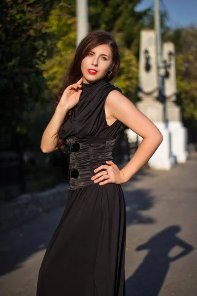 Young Beautiful Woman Black Dress Corset Walking City Street Background — Stock Photo, Image