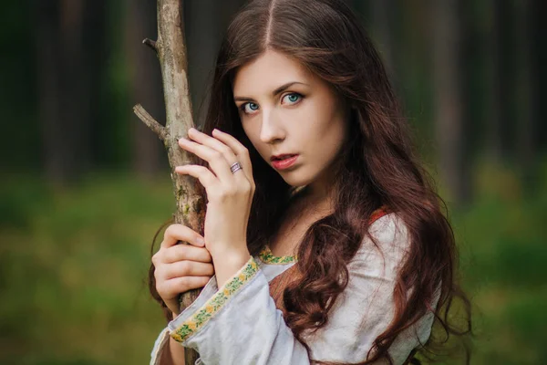 Young Beautiful Girl Medieval Cowboy Clothes Stick Hand Barefoot Ground — Stock Photo, Image