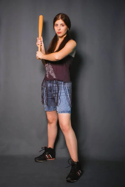 Young Beautiful Woman Baseball Bat Her Hands Fashionable Studio Photo — Stock Photo, Image