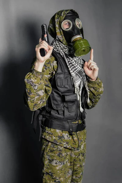 Soldier Camouflage Uniform Body Armor Gas Mask Hood His Head — Stock Photo, Image