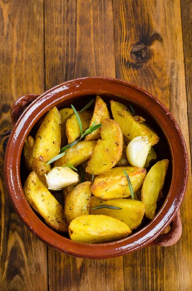 Roasted potato wedges — Stock Photo, Image