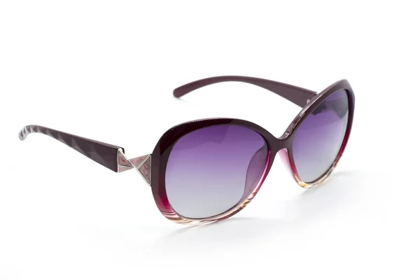 Moderne fasjonable solbriller isolert på hvit bakgrunn, Glas – stockfoto
