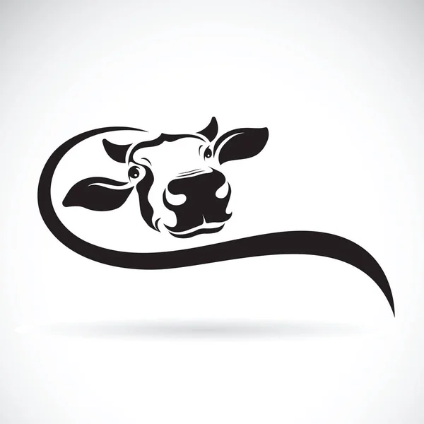Wektor projektu głowy krowy na białym tle. Zwierzęta gospodarskie. — Wektor stockowy