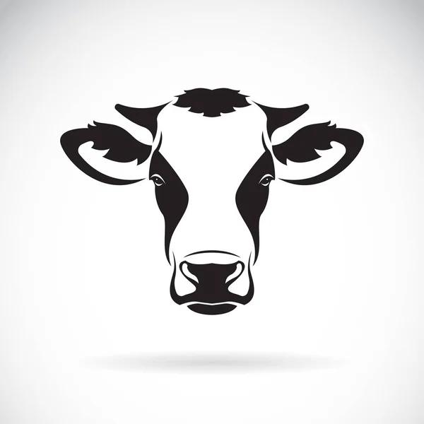 以白色背景为背景的奶牛头像设计矢量。农场动物. — 图库矢量图片
