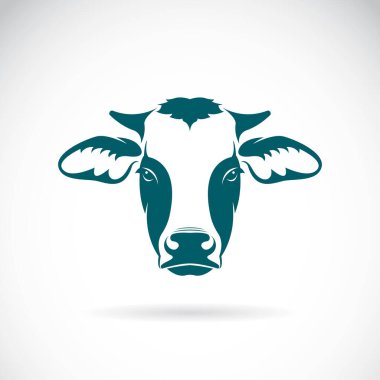 Beyaz arka planda inek kafası tasarımı taşıyıcısı. Çiftlik hayvanı. İneklerin logoları ya da simgeleri. Kolay düzenlenebilir vektör illüstrasyonu.