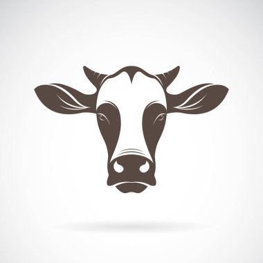 Beyaz arka planda inek kafası tasarımı taşıyıcısı. Çiftlik hayvanı. İneklerin logoları ya da simgeleri. Kolay düzenlenebilir vektör illüstrasyonu.