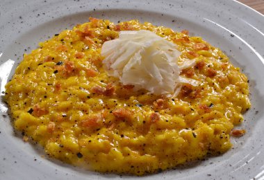 Sebze ile haşlanmış pirinç