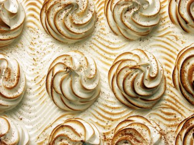 Taze süt-karamel kek 