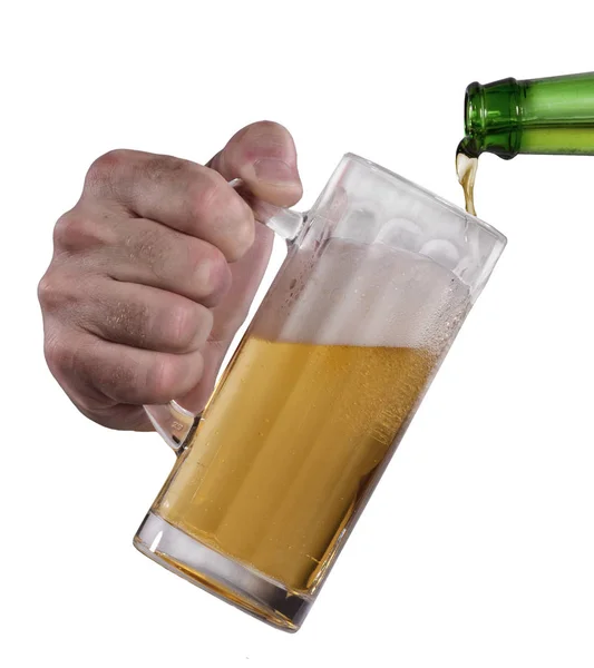 Mannelijke Hand Met Een Glas Bier — Stockfoto