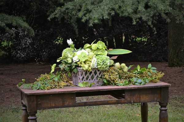 Arrangement Floral Mariage Avec Des Fleurs Fraîches — Photo