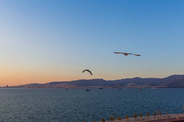 Izmir Turkey April 2020 Ovanifrån Tomma Gator Solnedgången Grund Karantän — Stockfoto