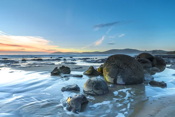 Большой Камень Валуне Моераки Новая Зеландия — стоковое фото