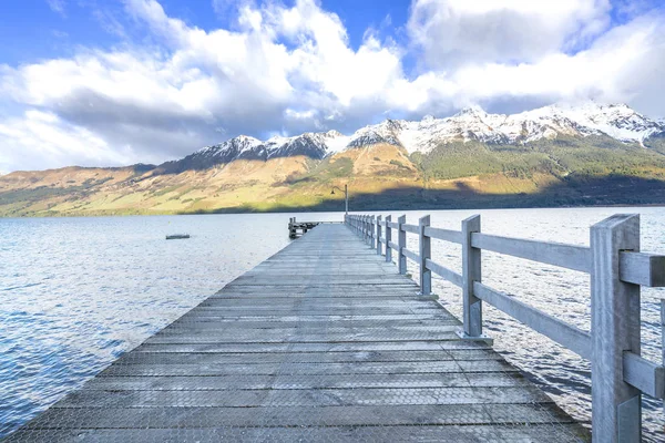 Дерев Яні Jetty Біля Озера Glenorchy Нова Зеландія — стокове фото