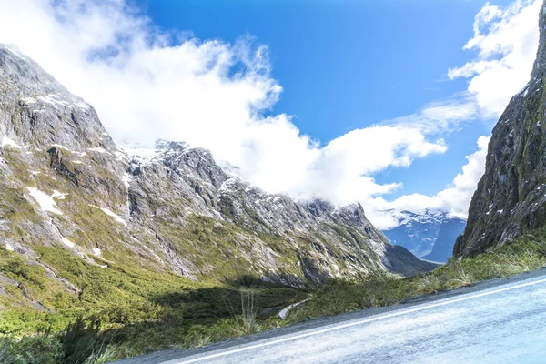 山到米尔福德的声音 新西兰 — 图库照片