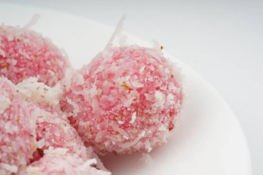 Ondeh ondeh, Malezya geleneksel tatlı