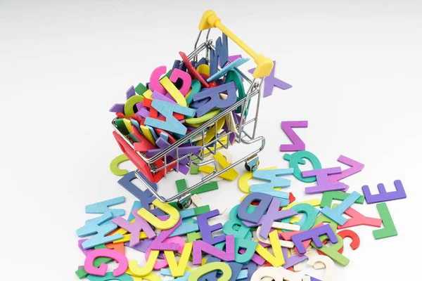 Carrinho Brinquedo Com Letra Alfabeto Madeira — Fotografia de Stock