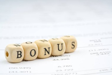 Ahşap mektup küp. İş kavramı.