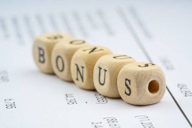 Ahşap mektup küp. İş kavramı.