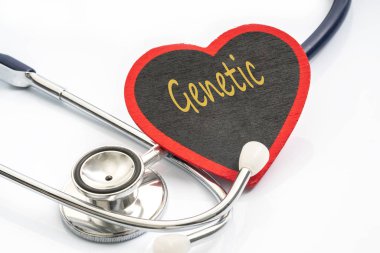 Kalp şeklindeki metin ile stesthoscope.