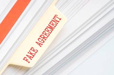 Dosyaları devider kavramsal bir metinle.